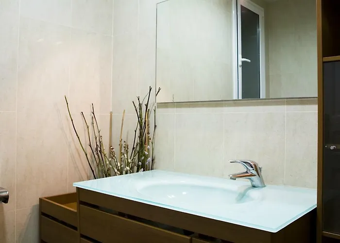 Balcones Y Vistas En El Centro De La Ciudad *